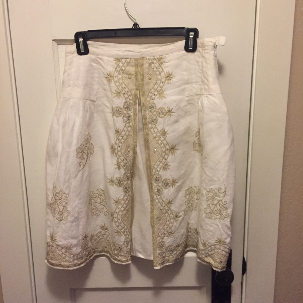 Anne Carson Embroidered Linen Skirt 10